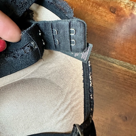 Victoria's Secret Bombshell Plunge Bra Black Leather Lace High Back Razorback - Picture 4 of 9